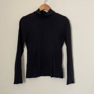 Anthropologie Lightweight Mockneck Small